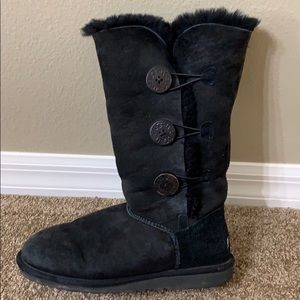 UGG Bailey Button Triplet